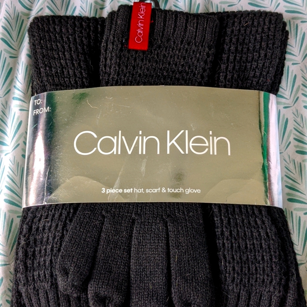 Calvin Klein 3 piece waffle knit hat, scarf and touch glove.